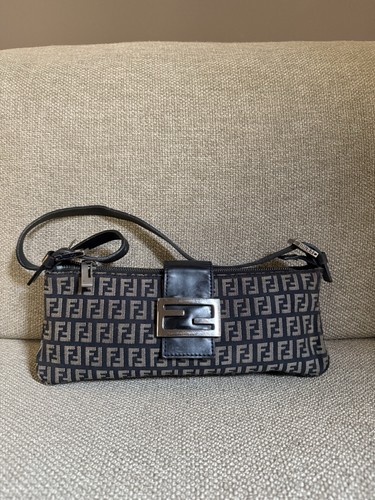 Fendi baguette zucca donna - fendi,